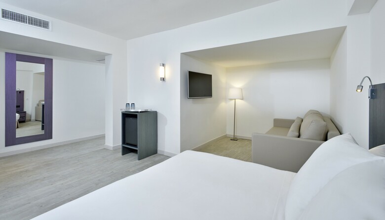 Hotel Sol House Ibiza