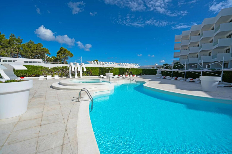 Apartamentos THB Naeco Ibiza - Adults Only