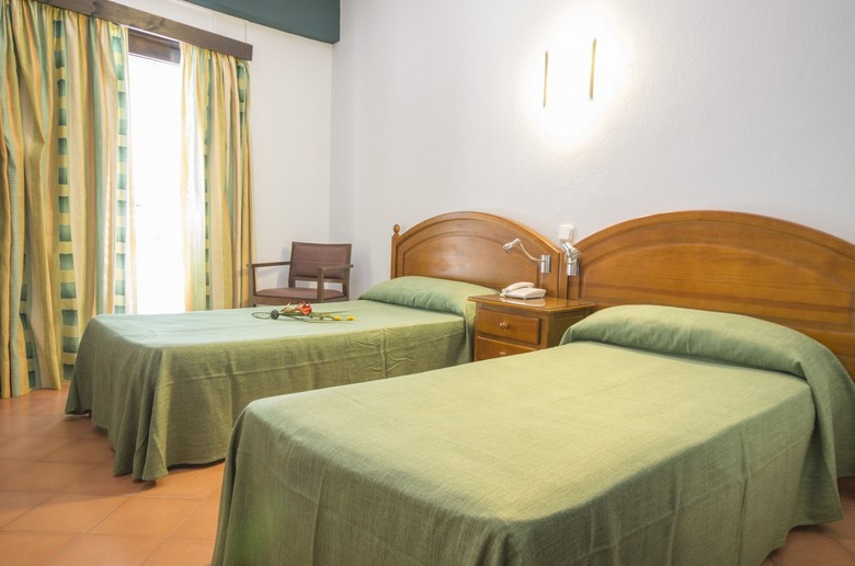 Hotel Azuline Galfi