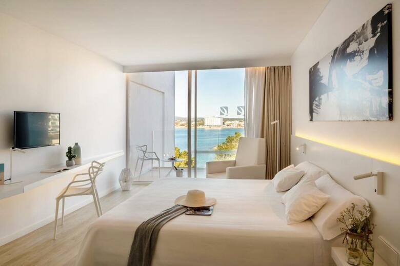 Hotel Els Pins Resort & Spa