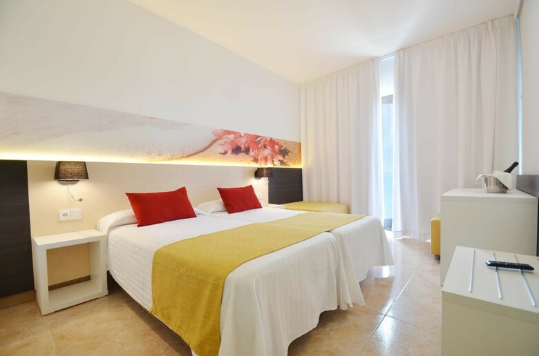 Hotel Azuline Bergantin
