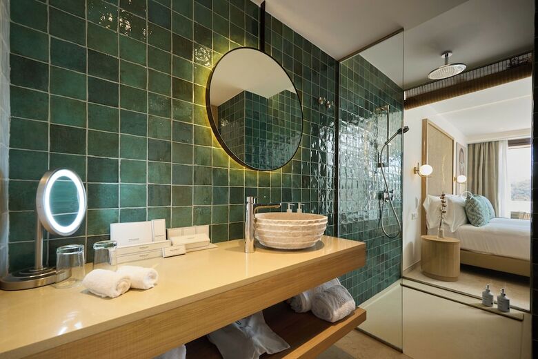 Cala San Miguel Hotel Ibiza, Curio Collection By Hilton, Adults Only