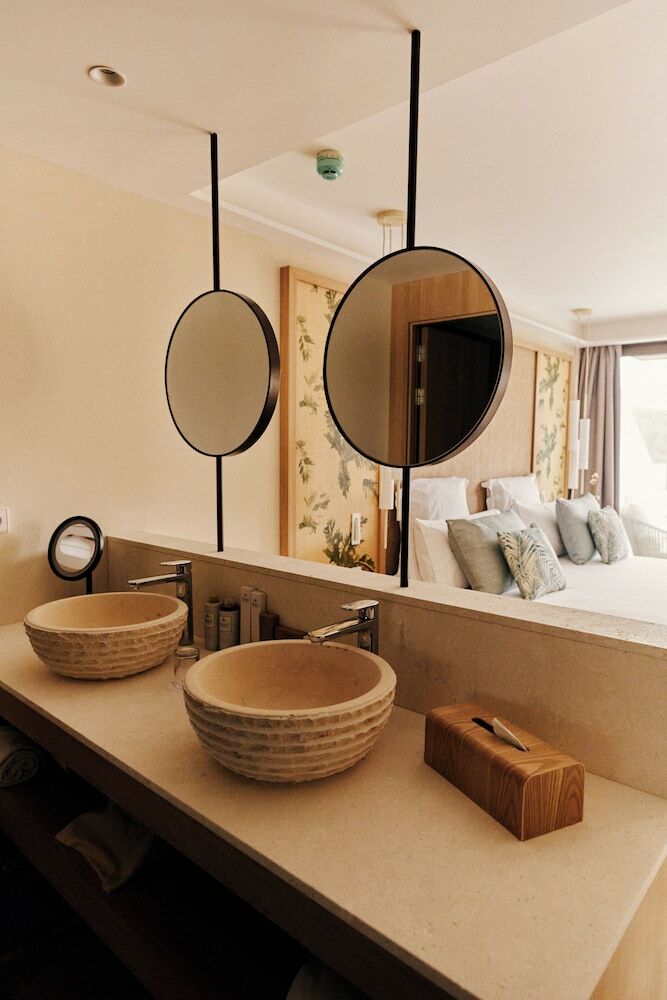 Cala San Miguel Hotel Ibiza, Curio Collection By Hilton, Adults Only