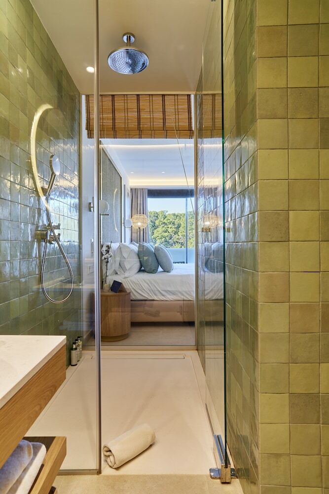 Cala San Miguel Hotel Ibiza, Curio Collection By Hilton, Adults Only