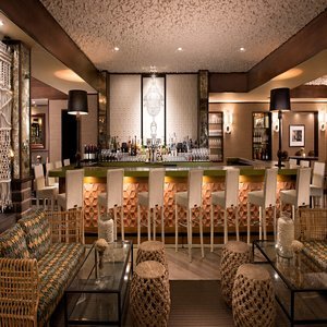 Hotel Beverly Garland Holiday Inn Un