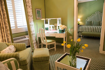 Hotel The Chesterfield Palm Beach