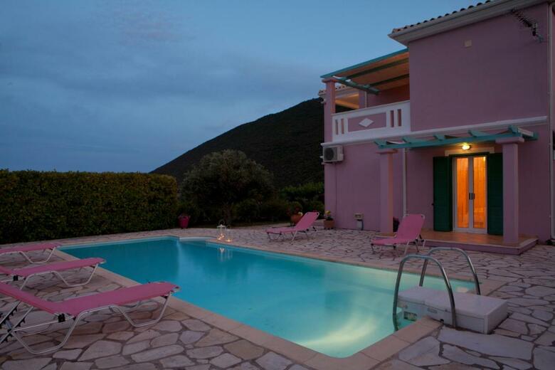 Pantheon & Danae Luxury Villas