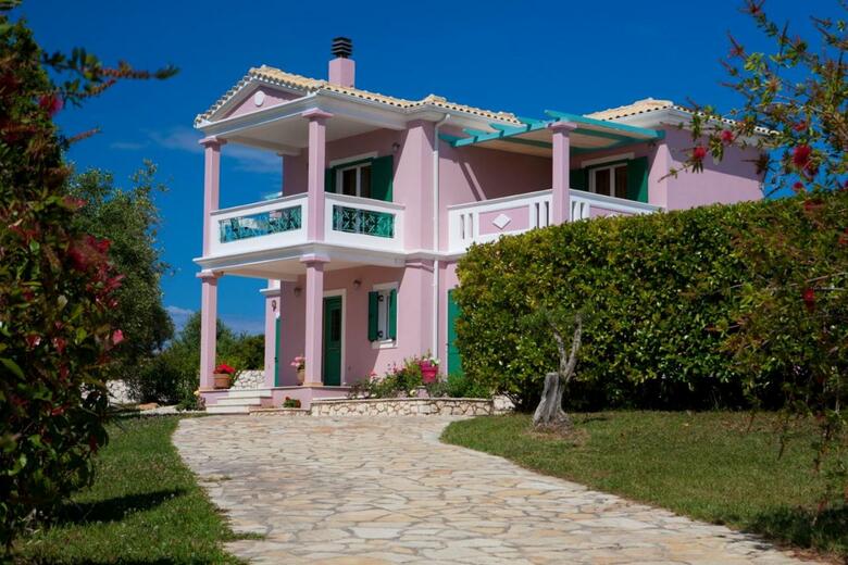 Pantheon & Danae Luxury Villas