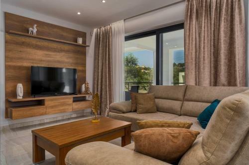 Johnny's White Luxury Villa