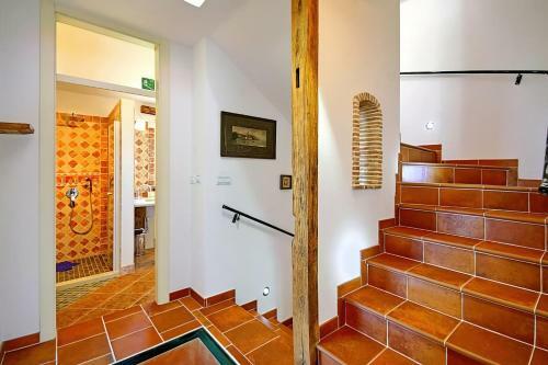 Romantic Villa Leon With Private Pool & 5 Bedrooms