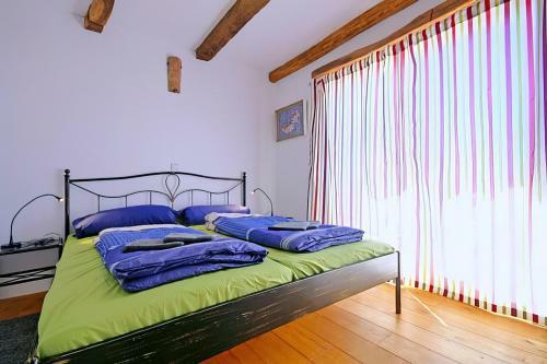 Romantic Villa Leon With Private Pool & 5 Bedrooms