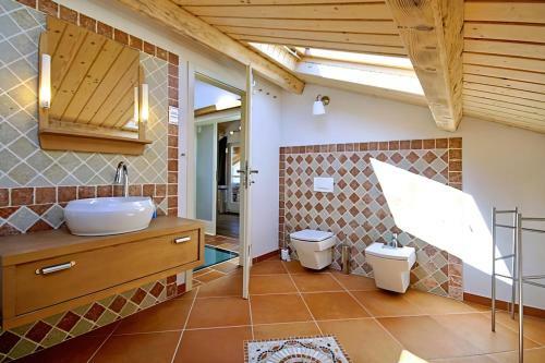 Romantic Villa Leon With Private Pool & 5 Bedrooms
