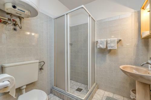 Hostal Matea Rooms