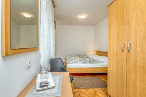 Hostal Matea Rooms