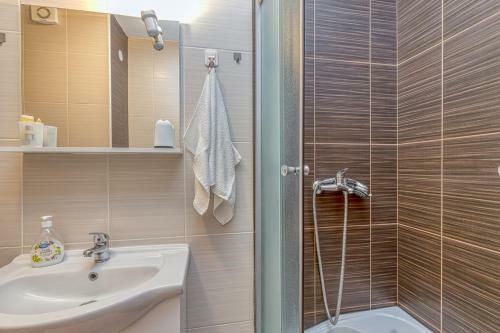 Hostal Apartments Noel Funtana