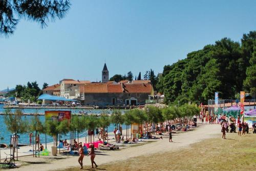 Happy Apartments, Sveti Filip I Jakov