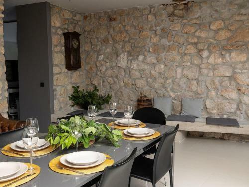 Modern Holiday Home In Grizane With Private Pool