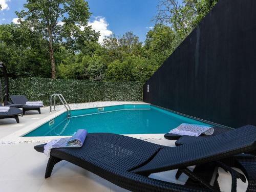 Modern Holiday Home In Grizane With Private Pool