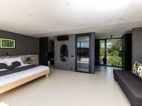 Modern Holiday Home In Grizane With Private Pool