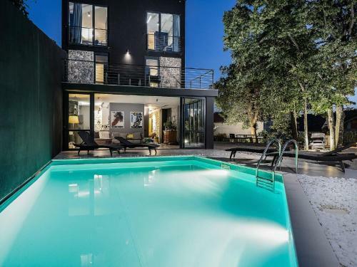 Modern Holiday Home In Grizane With Private Pool