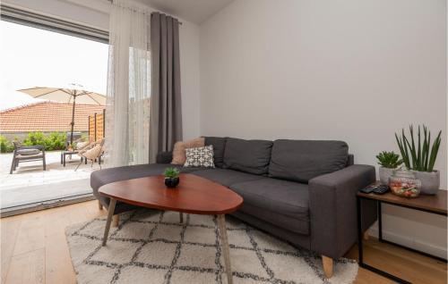 Awesome Apartment In Imotski With Wifi And 2 Bedrooms