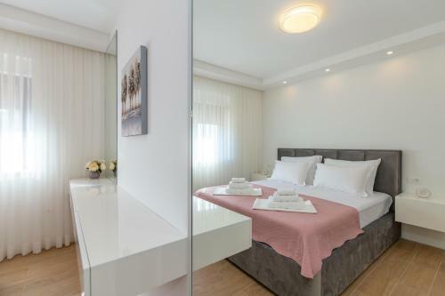 Brand New Luxury Villa Lukas & Private Pool