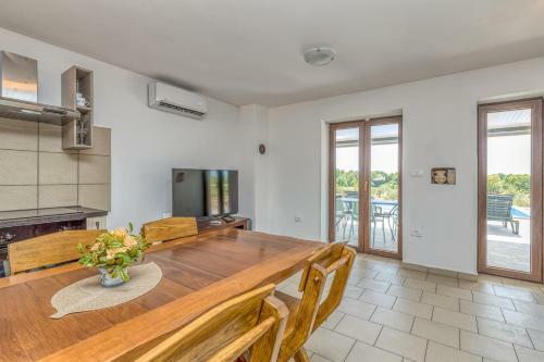 Holiday House Karbonaca With Private Pool