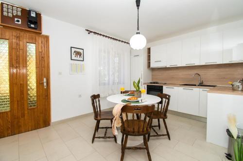 Apartments Vita Niko