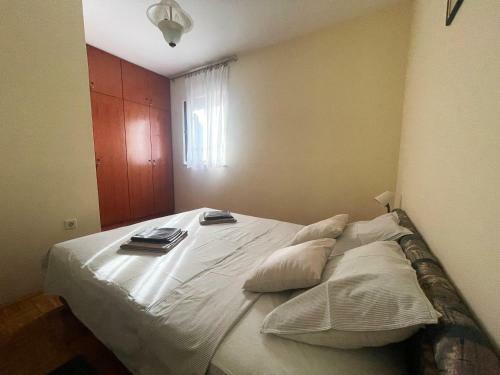Apartment 01