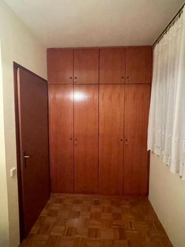 Apartment 01
