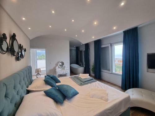 Luxury Villa Lea