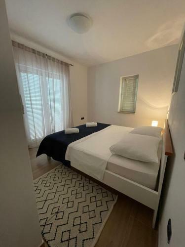 Apartment Frina Ii, Island Hvar