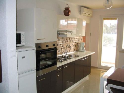 Apartment In Fazana Istrien 8632