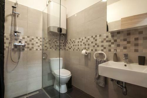 Lovely Apartments In Valbandon