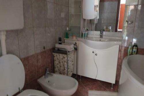 Kostrena Apartment Maja Few Mt From Sea