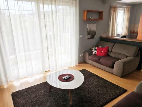 Leun 2 Apartmani Kostrena