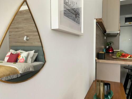 A Chic Lakeside Dig - Alexandra Apartment Fonyod