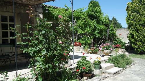 Bed & Breakfast Mas Grimaud - Chambres D'h�tes Familiales
