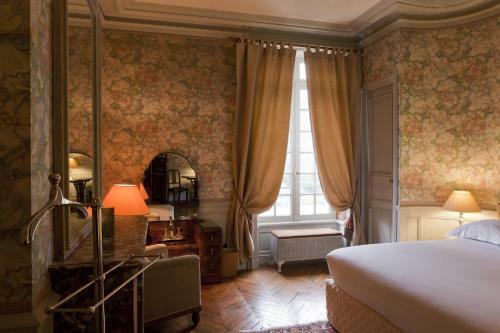 Hotel Abbaye Des Vaux De Cernay