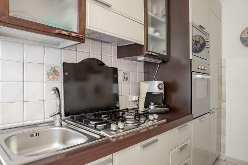 Villa Il Carrubo Con Piscina By Wonderful Italy