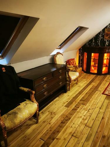 Hostal Harry Potter Themed Guest Suite