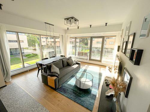 New Exclusive 2bd Apartment By The Sea