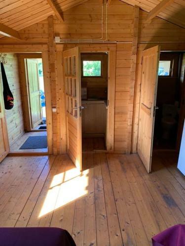 Lodge Tranquil Log Cabin Retreat In ?ventoji