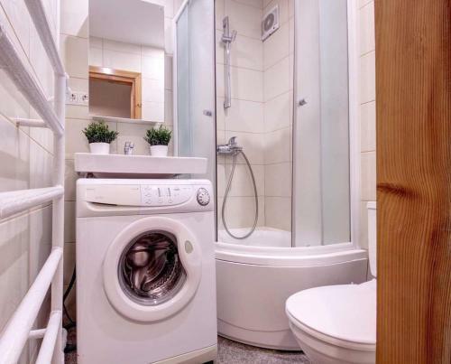 Apartamento ?irm?nai Guest House