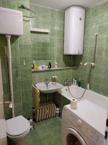 2 Bedroom Apartment Close To The Exit Festival