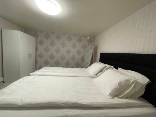 Apartamento Moonlight - Trevlig K�llarl�genhet