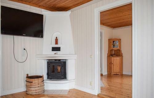 Awesome Home In Eksj� With Sauna, Wifi And 3 Bedrooms #332