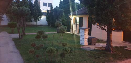 Exit Friendly House!