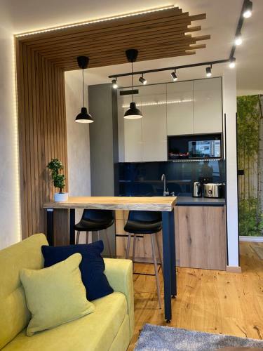 Tesla 8 Apartment