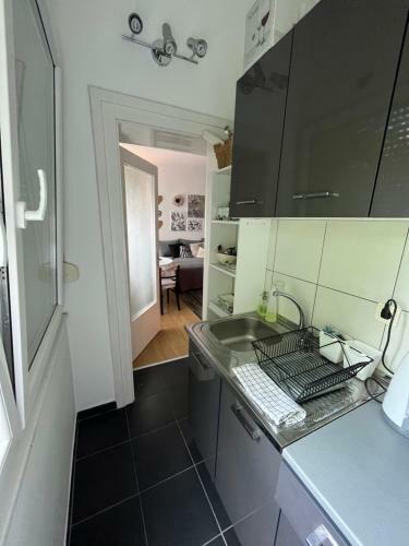 Artsy Studio Apartment